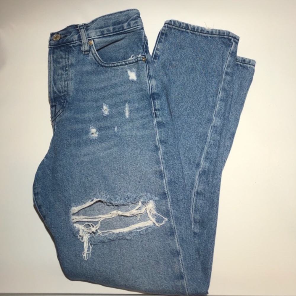 High Waist Ripped Jeans